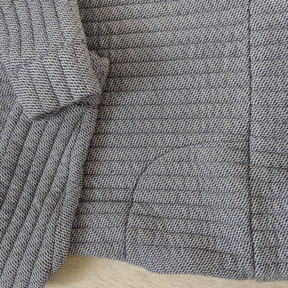 Cable-quilt Gray Marl Turtleneck - Picture 3 of 5